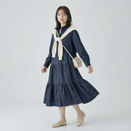 ゆったりシルエットの前開きティアードロングワンピース