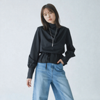 ドレープデザイン リボン付きハイネックブラウス